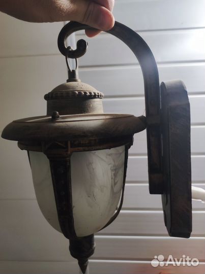 Фонарь уличный настенный