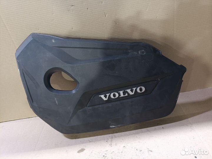 Кожух двс на Volvo S60 FS48 B4164T