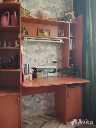 Письменный стол