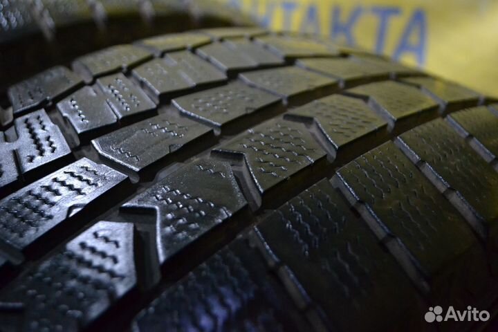 Dunlop Winter Maxx WM02 225/60 R16