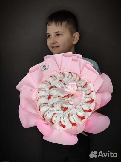 Букеты из конфет - Raffaello. Съедобный букет