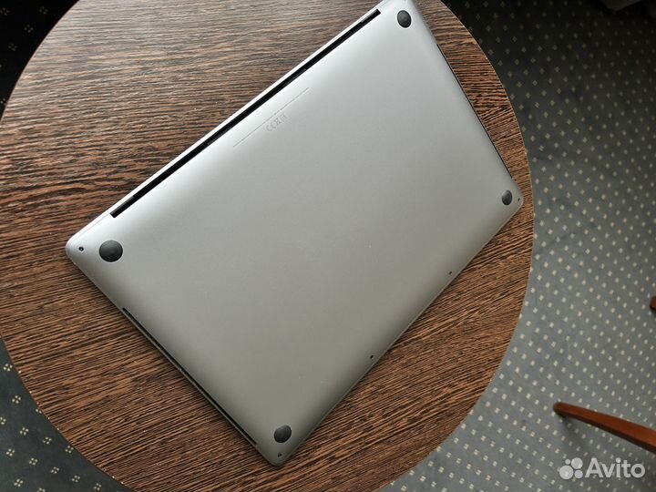 Apple MacBook Pro 16 2019 i7 16/512 gb рст