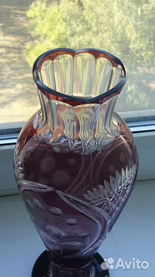 Ваза хрусталь марганцевое стекло