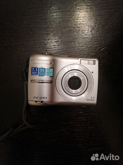 Компактный фотоаппарат Olympus FE-210