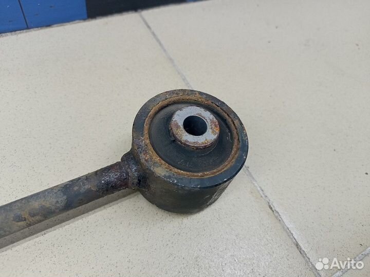 Тяга задняя продольная левая Land Cruiser (150) -P