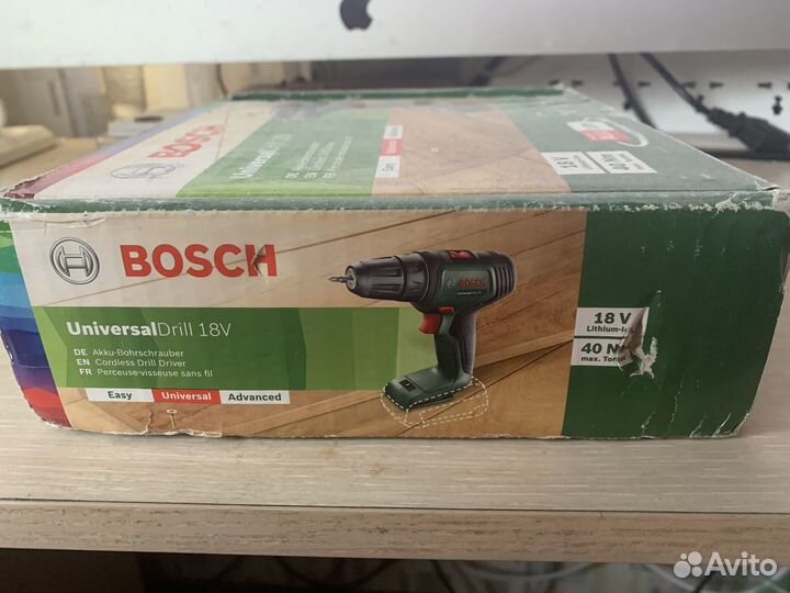 Bosch Дрель-шуруповерт UniversalDrill 18V, без акк