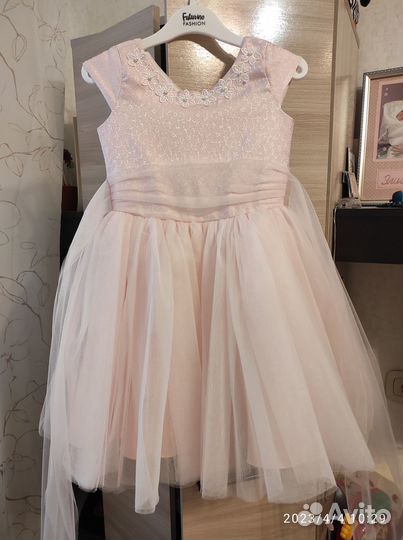 Платье нарядное размер 122