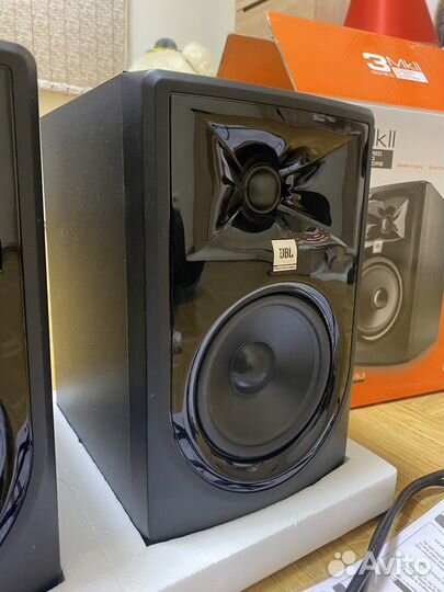 Студийные мониторы jbl 305p mkii