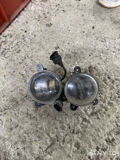 Туманки на LADA priora