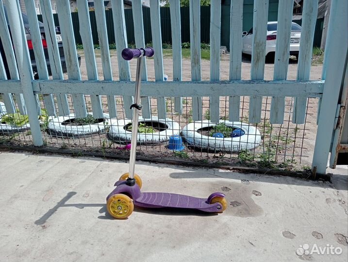 Самокат детский трехколесный