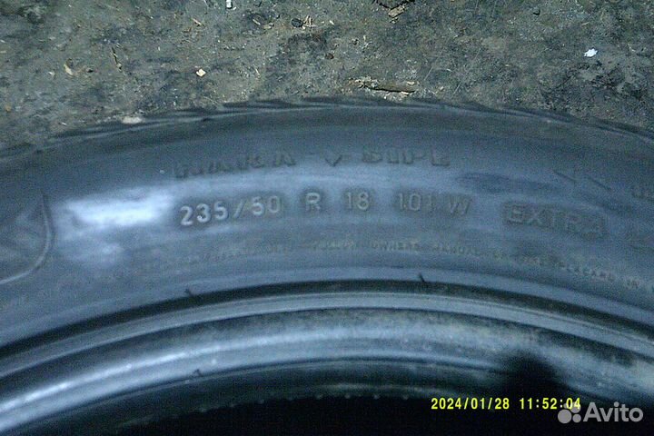 Nokian Tyres WR 235/50 R18