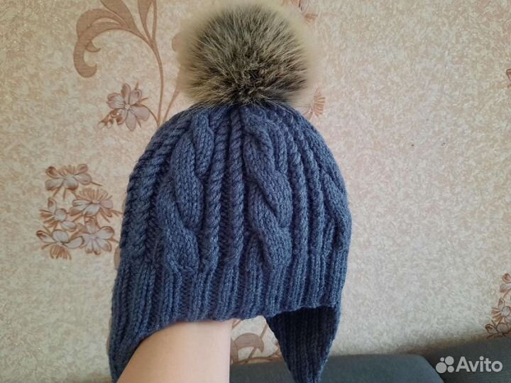 Шапка с натур.помпоном