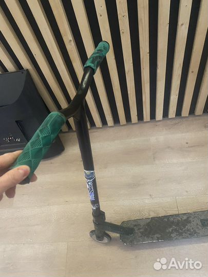 Трюковой самокат