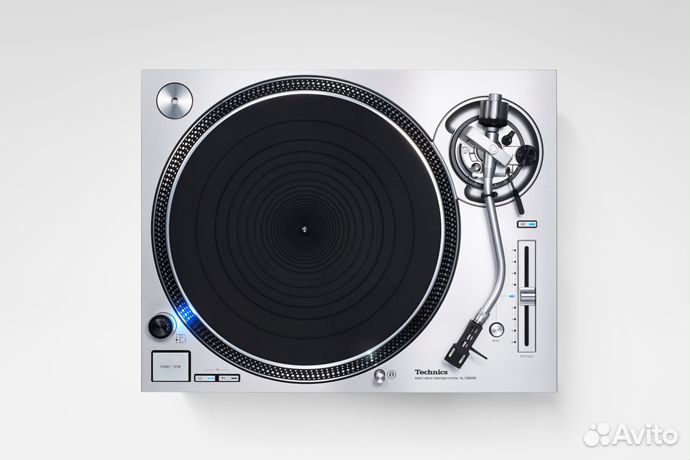Проигрыватель винила Technics SL-1200GR