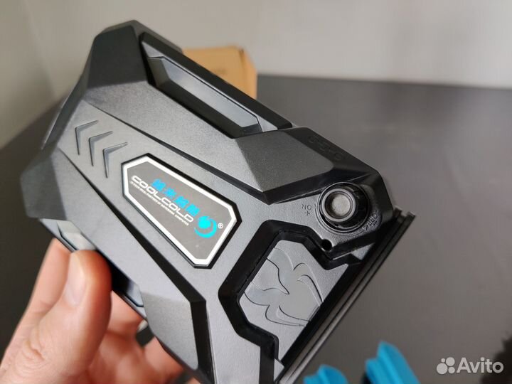 Портативный внешний кулер для ноутбука