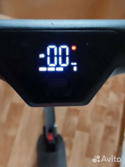 Электросамокат hoverbot
