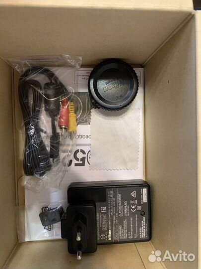 Новый nikon d5200 с объективом 18-55mm VR II