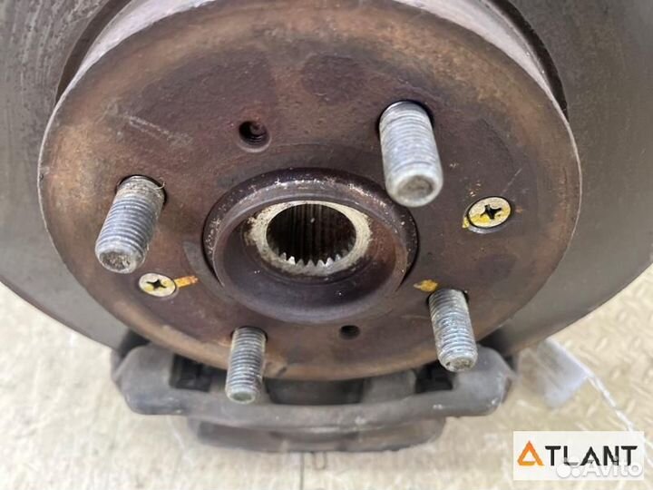 Ступица передняя правая honda mobilio