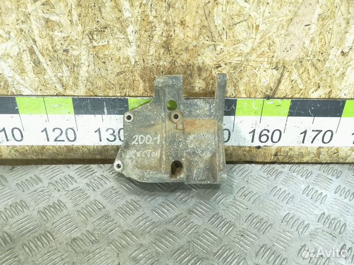 Кронштейн генератора Ssang yong Actyon 2010