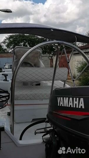 Американская лодка White Cap 155