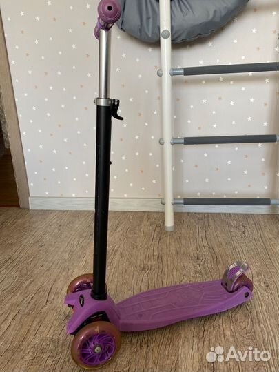 Самокат детский трехколесный со светящимися колес