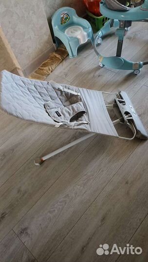 Шезлонг детский