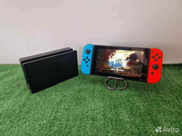 Nintendo switch прошитая + флешка на 512gb/40 игр