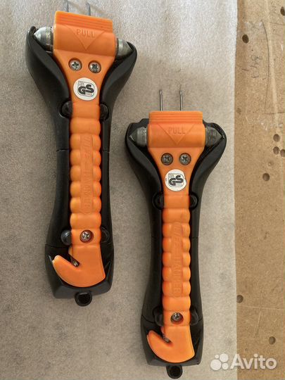 Молоток аварийный