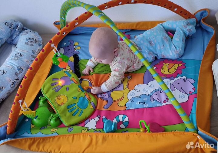 Развивающий коврик tiny lave