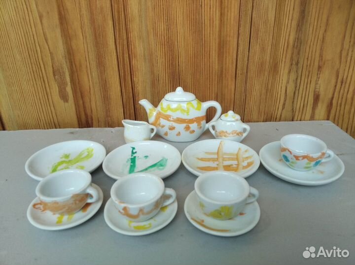 Игрушки. Набор посуды для кукол