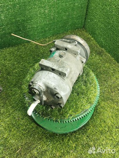 Компрессор кондиционера Renault Laguna