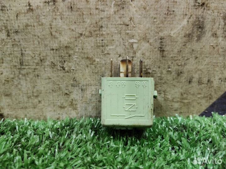 Реле Bmw E39 седан 2.5 M52 1997