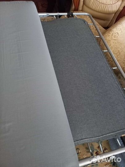 Кожаный диван и 2 кресла