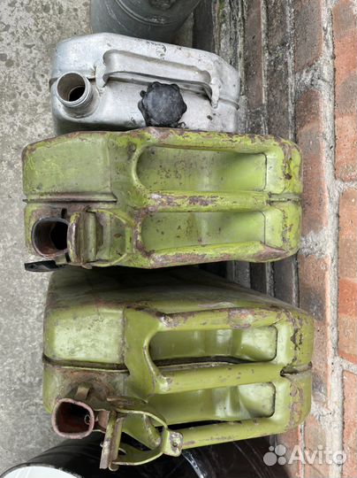 Канистры металлические