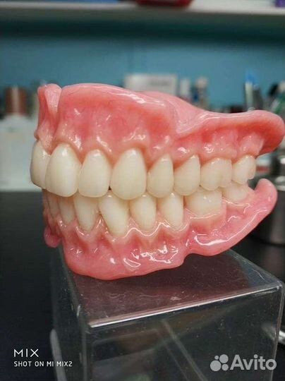 Протезирование зубов с выездом на дом