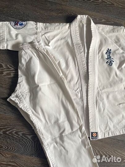 Доги (кимоно) для каратэ киокушинкай 134 см