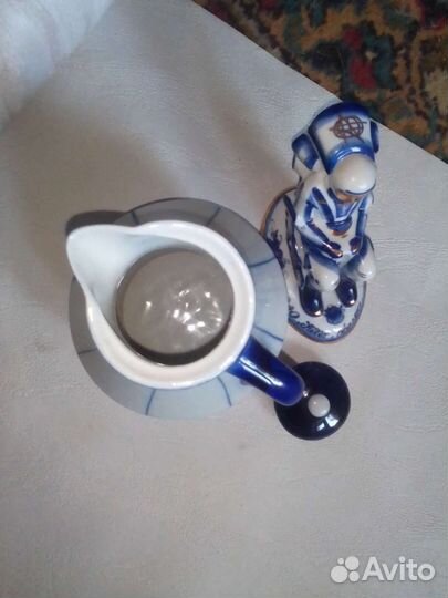 Кувшин гжель