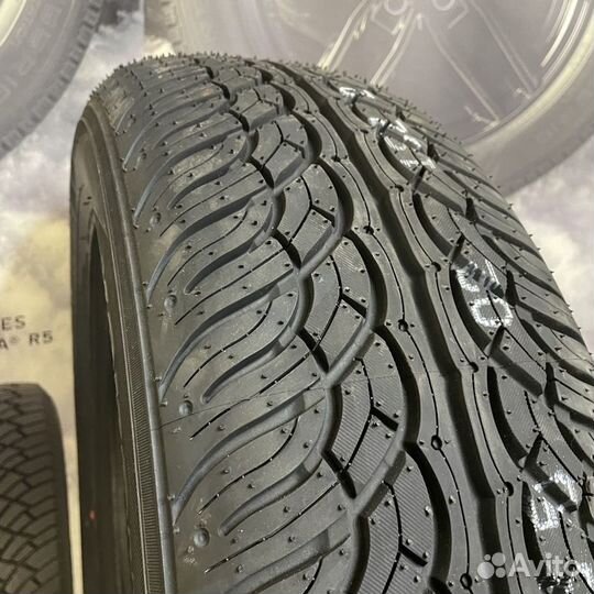 Yokohama Parada Spec-X PA02 285/35 R23 107V