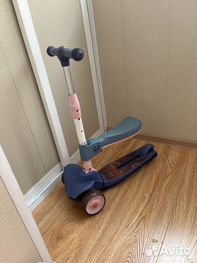 Самокат трехколесный с сидушкой