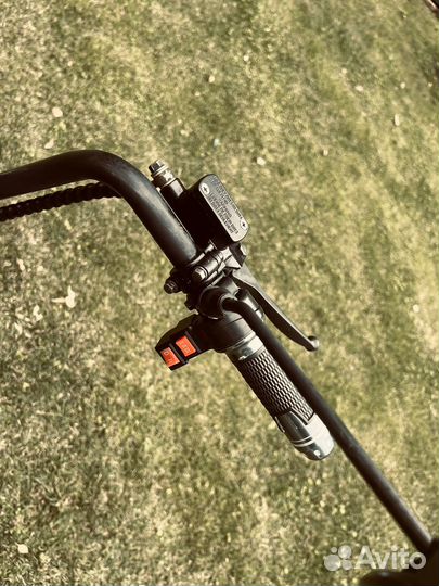 Skyboard Threecoco 2500 W