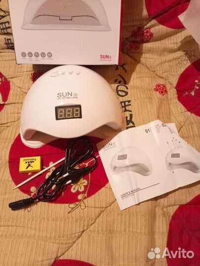Лампа для маникюра новая