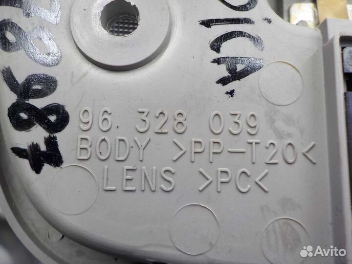 Плафон освещения салона chevrolet epica