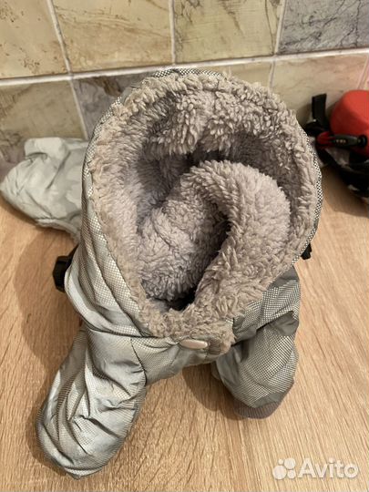 Зимний комбинезон для маленькой собаки