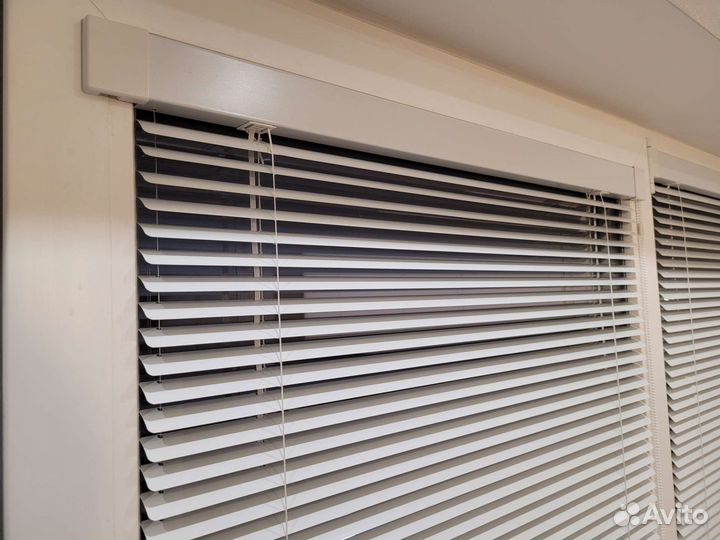 Горизонтальные жалюзи