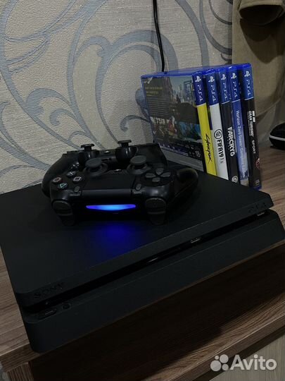 Sony playstation 4 PS4 slim 500gb + 3 игры