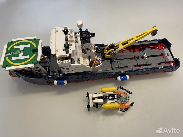 Lego technic исследователь океана 42064