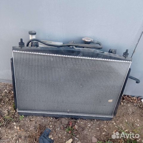 Радиатор двигателя Nissan Cube Z12