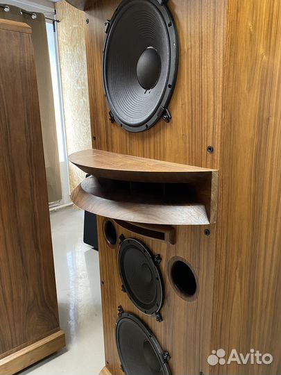 Ii Acoustics Tower HR-1 (EastRiver Project)