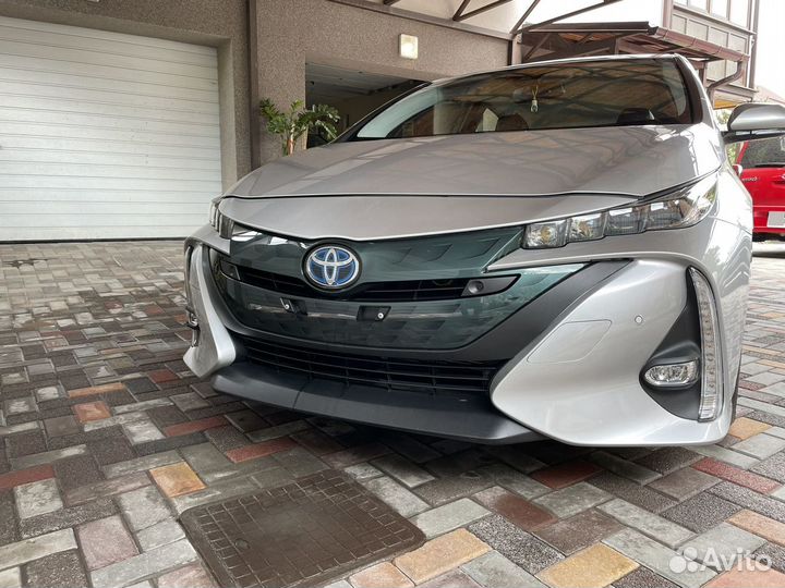 Toyota Prius 1.8 CVT, 2017, 220 000 км