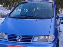 Volkswagen Sharan 2.0 MT, 1998, 390 000 км, с пробегом, цена 550 000 руб.